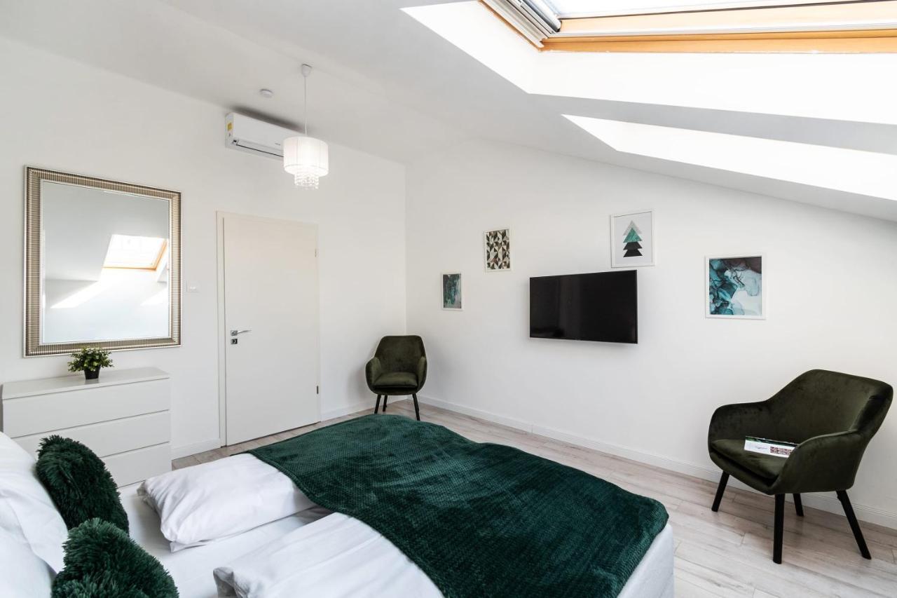 Quiet Very Central & Stylish Apt Budapest Exterior foto