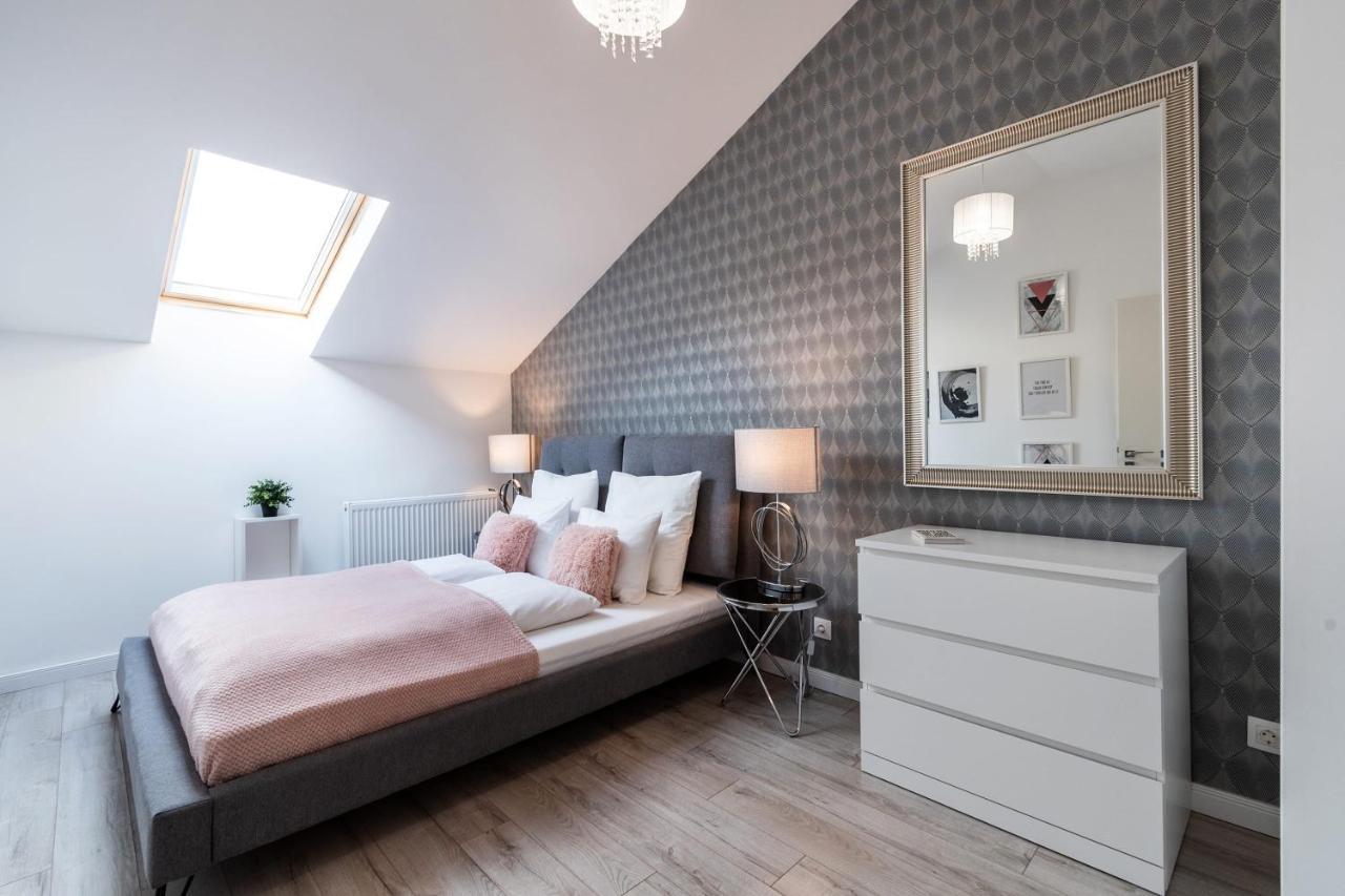 Quiet Very Central & Stylish Apt Budapest Exterior foto